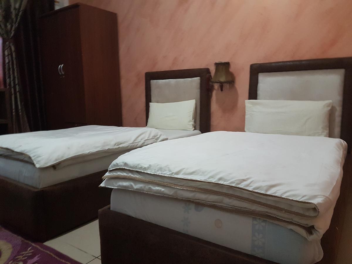 Novo Hotel Браззавіль Екстер'єр фото